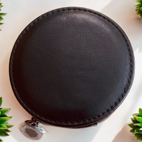 YSL Yves Saint Laurent Beauty Makeup/Cosmetics Case - Picture 3 of 5